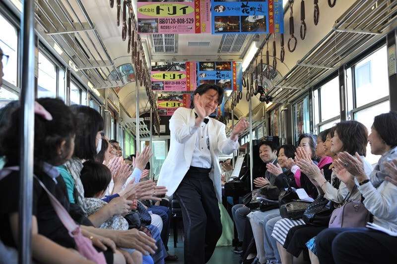 電車コンサート